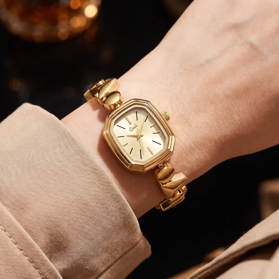 Almirah Watch