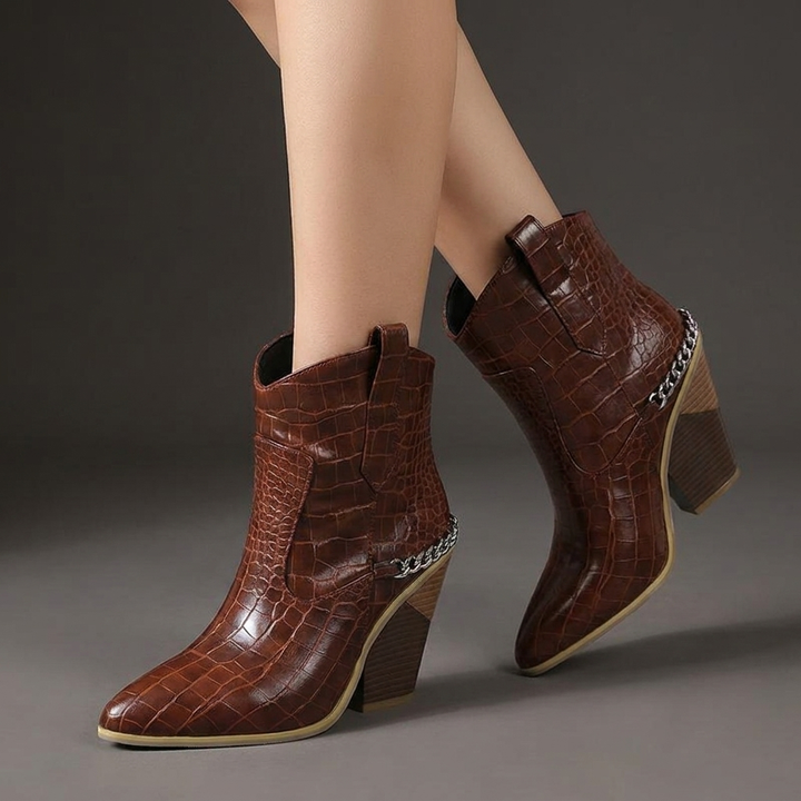 Savannah Wedge Boot