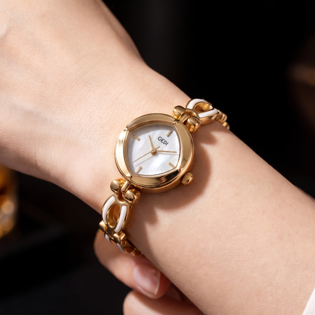 Ardelia Watch